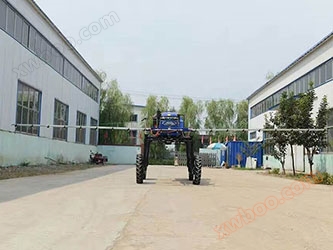 Dvojfunkční stříkač sucha