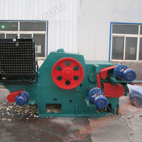 Drum type wood chip machine