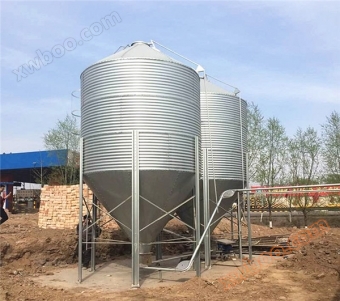 Вежа для корму свиней