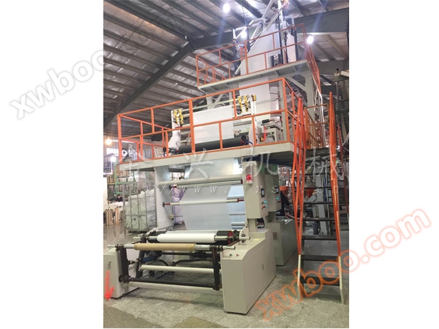 Productielijn voor drielaagse co-extruderende films (speciaal voor HDPE)