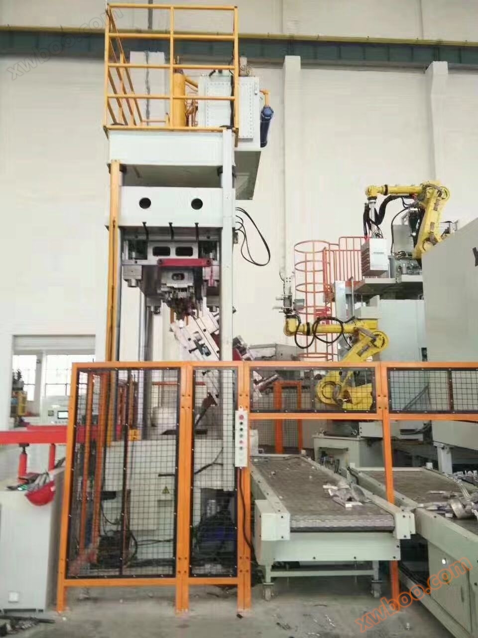 Робот - автомат обрезки