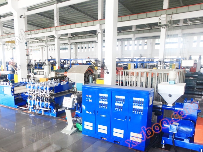 PP, PC, PE hollow board extrusion equipment