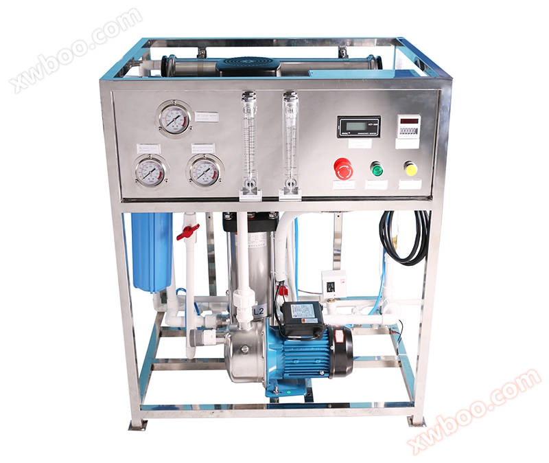 Přenosný čistič vody