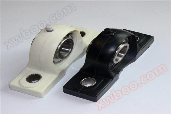 Plastové ložisko UCP205