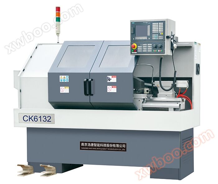 CNC lathe CK6132
