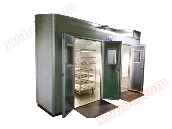 Horká stárnutí místnost on-line