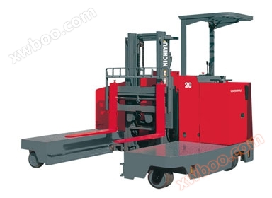 Noleggio carrelli elevatori multidirezionali