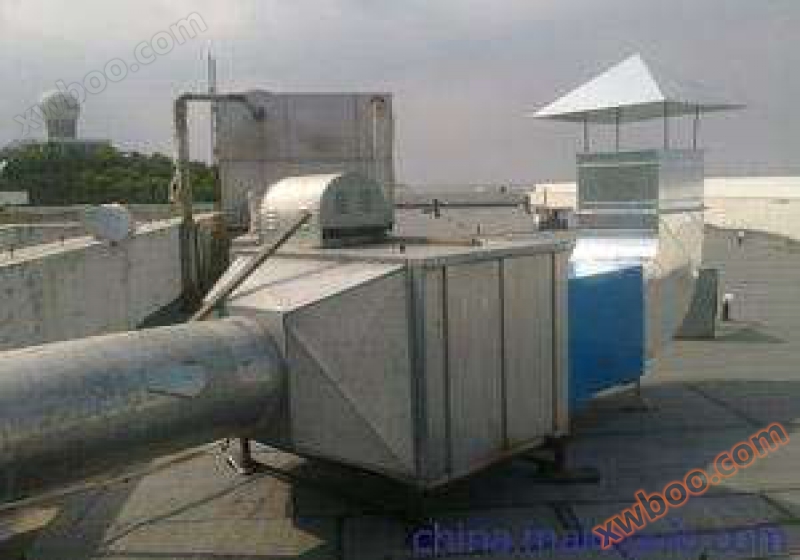 Remote Intelligent Monitoring System for Urban Oil Fume Emissions