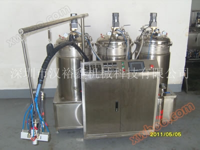 Polyurethane PU ba thành phần hai màu tạo bọt máy