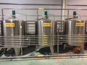 Le fermenteur d'alcool Yongxing est conçu et produit selon le principe de la fermentation alcoolique, expérience de production depuis plus de 20 ans