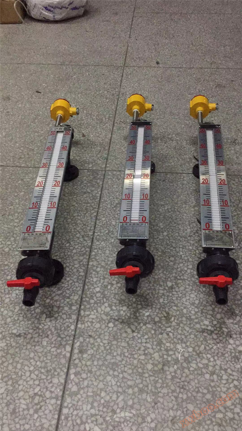 UPVC từ Flap Level Meter