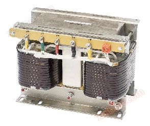 Třífázový jednofázový transformátor