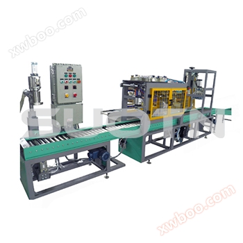 Fully automatic liquid filling machine